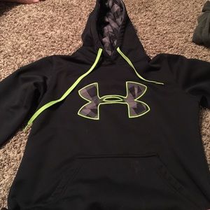 UNDER ARMOUR HOODIE FOR SALE!!! Boys or Girls!!