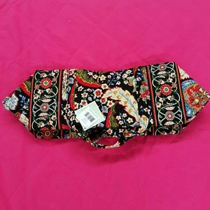 NWT Vera Bradley small duffel in Versailles