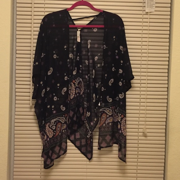 PURPLE PAISLEY FLORAL KIMONO
