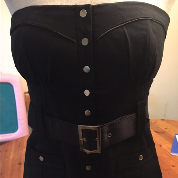 👄NWOT Black belted boustier👄