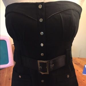 👄NWOT Black belted boustier👄