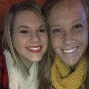 Meet your Posher, Mallory