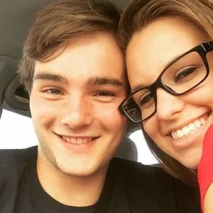 Meet your Posher, Delaney