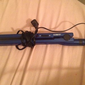 Conair hair straightener.