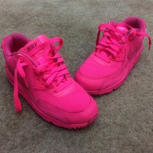 RARE Nike airmax 90 hyperfuse pink