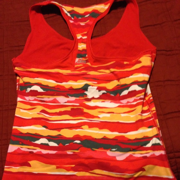 Brand new yoga top with an built in bra.