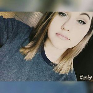 Meet your Posher, Zoe