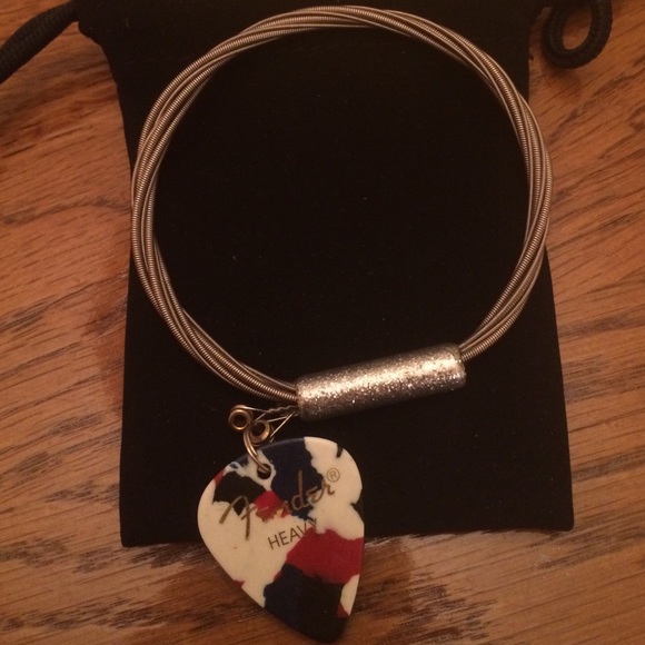 Guitar String & Pick Bracelet 🇺🇸🇬🇧 Local art !