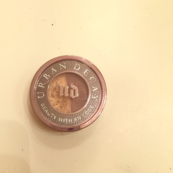 Urban decay eye shadow