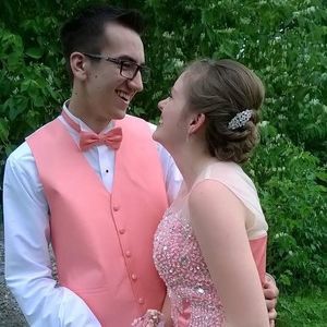 Meet your Posher, Liz