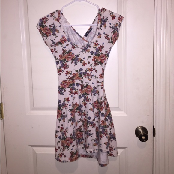 Brandy Melville bethan dress