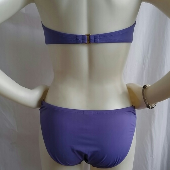 Bikini - Picture 3 of 4