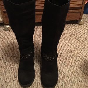 Black suede boots
