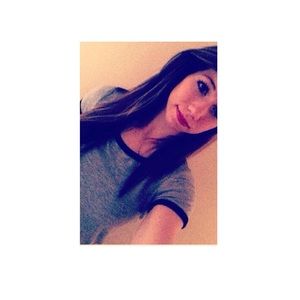 Meet your Posher, Katelyn