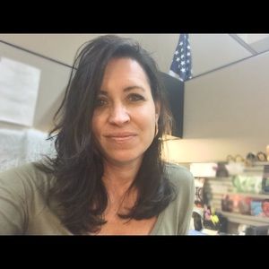 Meet your Posher, Carrie