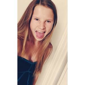 Meet your Posher, Isabel