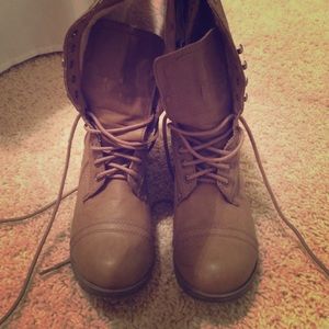 Super chic faux leather combat boots