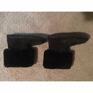 BLACK TALL UGG BOOTS - CAN ALSO BE FOLDED DOWN