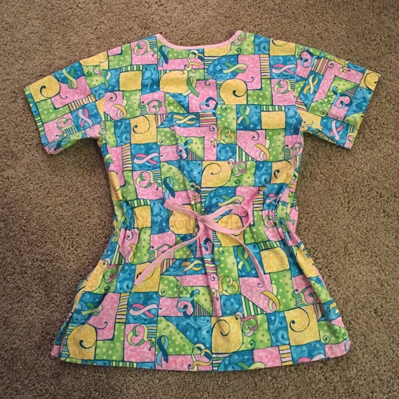 Scrub Top - Picture 2 of 2