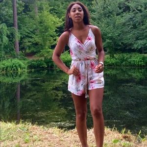 Beautiful Floral Romper!