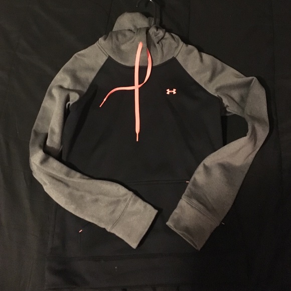 Under Armour hoodie/sweat shirt. WORN ONCE