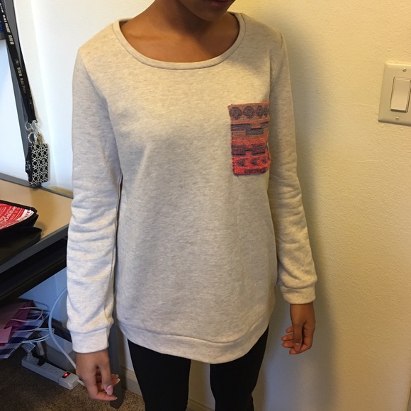 Perfect fall sweatshirt with a cool front pocket!