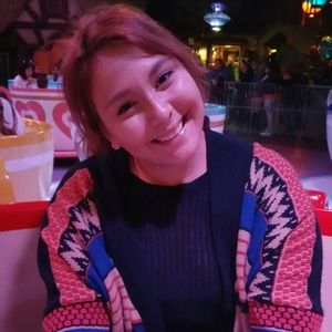 Meet your Posher, Angie