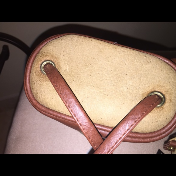 Bucket bundle cross body bag - Picture 3 of 3