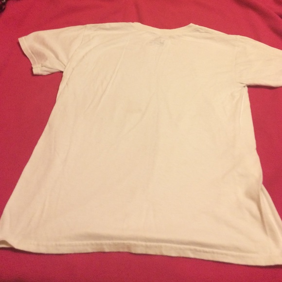 Plain white T shirt