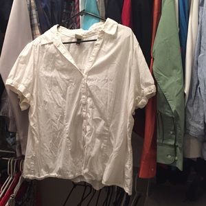 White button down short sleeved shirt