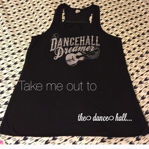 "Dancehall Dreamer" Top