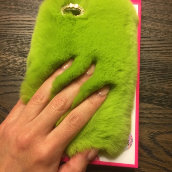 💚 iPhone 6 / 6s  Fur Case 💚 GREEN 💚