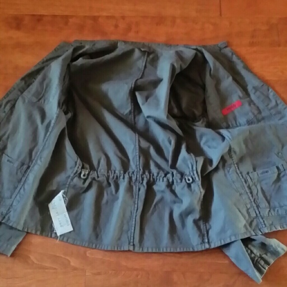 Men's Hugo Boss Jacket - Picture 3 of 4