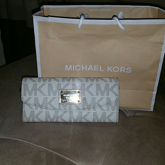 MK WALLET