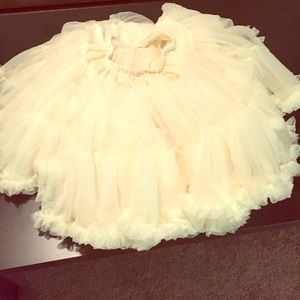 Cream chiffon and tool petty coat.