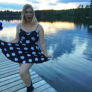 Meet your Posher, Naomi