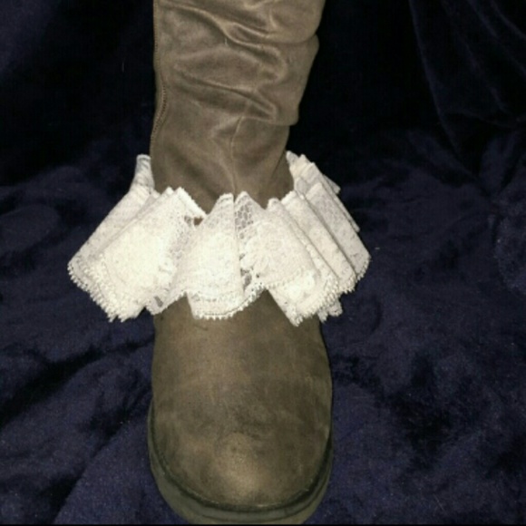 Boot cuff - Picture 2 of 2