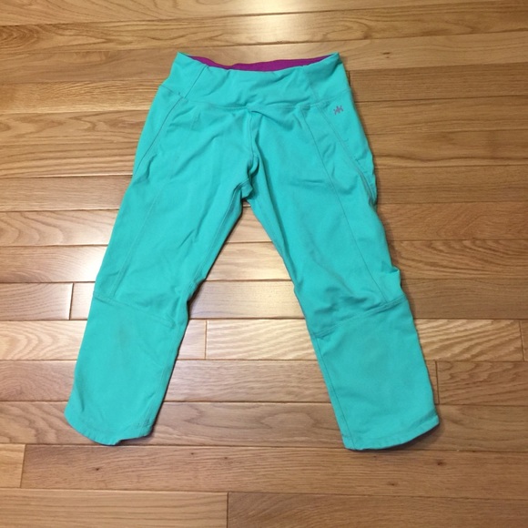 Mint workout capri Sz XS