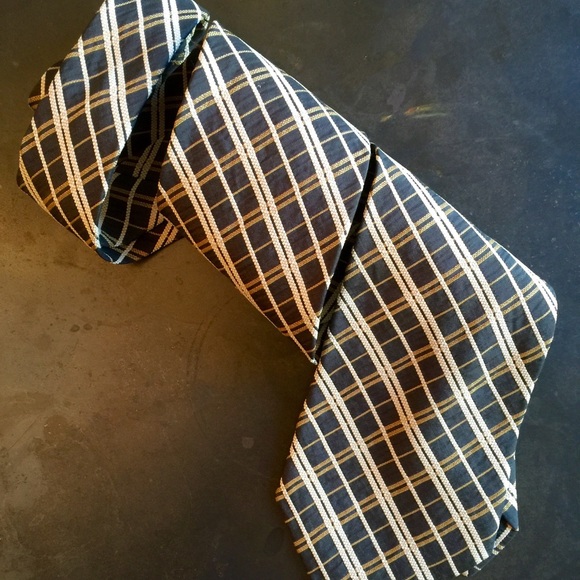 Hugo Boss tie - Picture 3 of 3