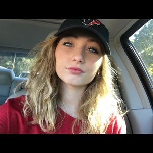 Meet your Posher, Savannah