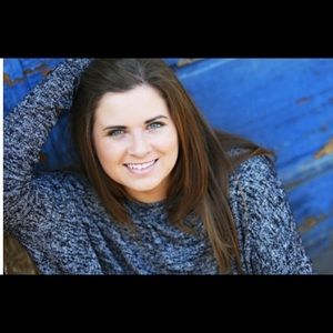 Meet your Posher, Kayla