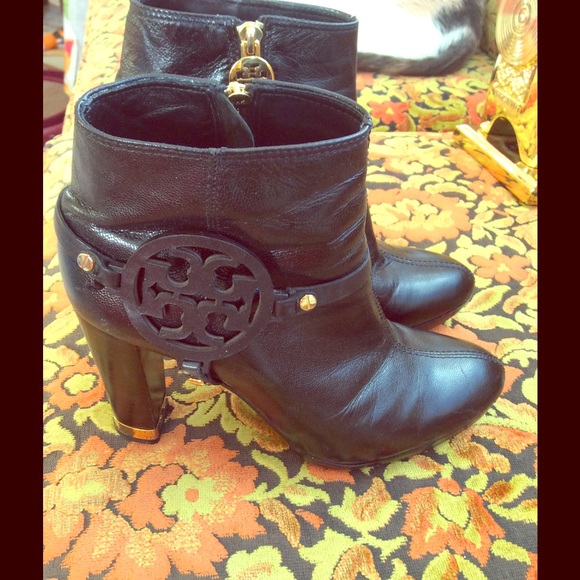 Tory Burch Shoe Boots