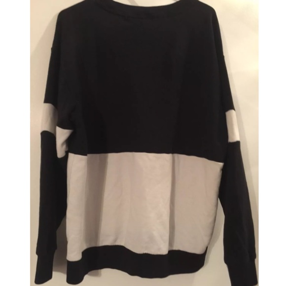 🔲Victoria's Secret PINK Black & White Crew🔳 - Picture 2 of 3