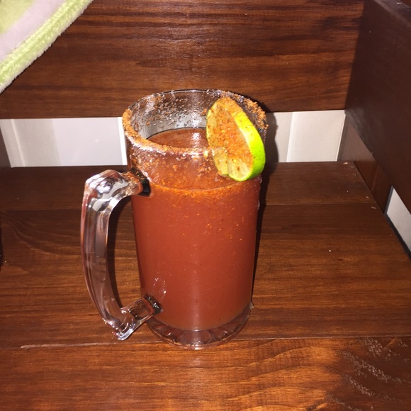 Meet your Posher, Adelina