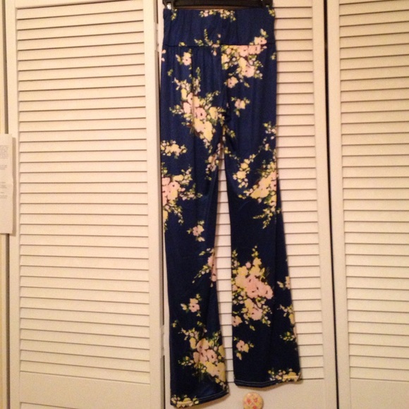 Blue floral pants