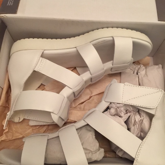 Urban Outfitters Vagabond White Gladiator Sandal - Picture 3 of 4