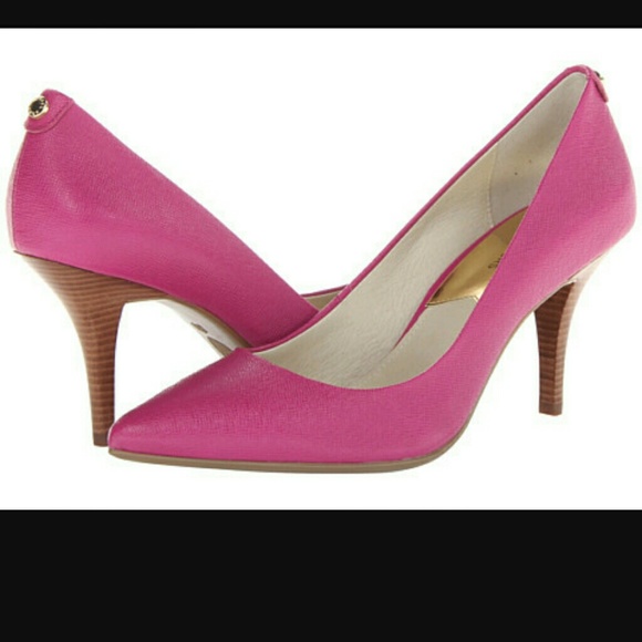 Michael kors flex pump, never been wore