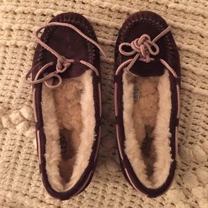 brown ugg slippers