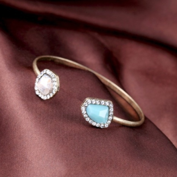 Gorgeous Bangle - Picture 2 of 3