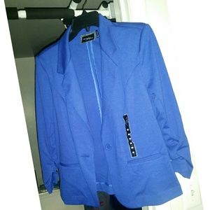 NWOT Beautiful Blue Blazer
